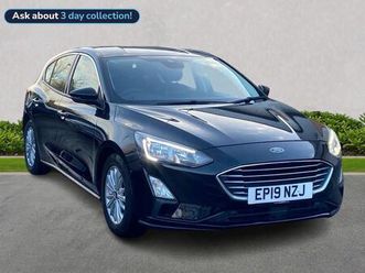 1.0t ecoboost titanium euro 6 (start/stop) 5dr