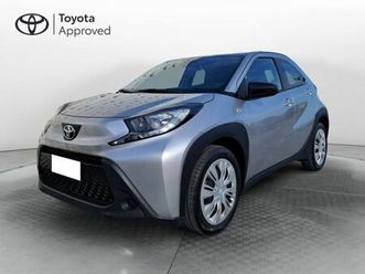 toyota aygo x 1.0 vvt-i 72 cv 5 porte limited s-cvt del 2022 usata a cagliari