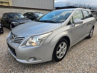 toyota avensis 1.8vvti executi 6,000 eur