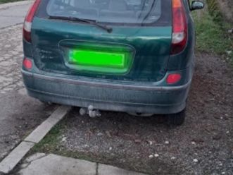 nissan almera tino ≫ 2001 • 1 100 eur • id