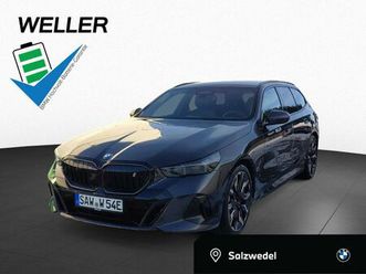 bmw i5 touring xdrive40 m sport pro acc adapled