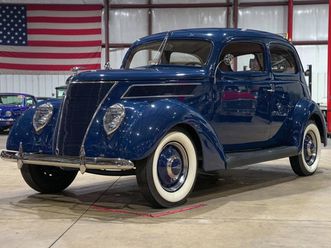 1937 ford deluxe