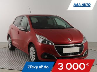 peugeot 208 1.2 puretech, automat,2.maj, po stk