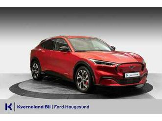 standard range awd, navi, adaptive led++