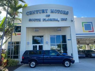 2001 gmc x cab sls low miles 70,869