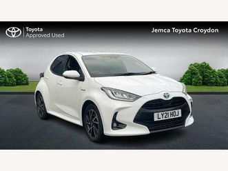 toyota yaris design hatchback's 1.5 vvt-h design e-cvt euro 6 (start/stop) 5dr