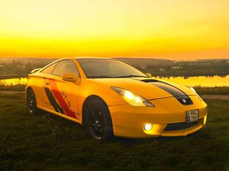 toyota celica an. 2002