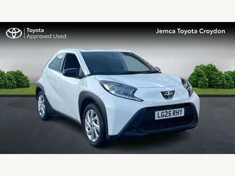 toyota aygo x pure hatchback's 1.0 vvt-i pure x-shift euro 6 (start/stop) 5dr