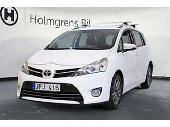 toyota verso 2,95% ränta 2.0 d-4d dpf man business dragkrok 7-sits backkamera