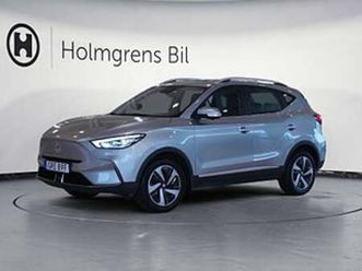 mg zs ev 0,95% ränta luxury long range pano 360 navi