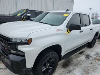 chevrolet silverado * lt trail boss crew cab short bed * carfax *