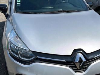 renault clio sports tourer limited agosto/19