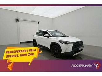 toyota corolla cross hybrid blis navi kamera rattvärme