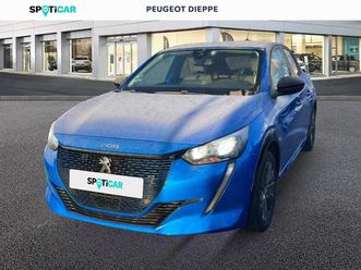 e-208 50 kwh 136ch allure pack