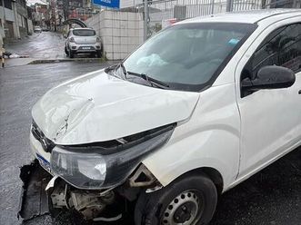 fiat mobi easy 1.0 fire flex 5p. 2018