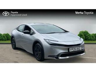 toyota prius design hatchback's 2.0 13.6kwh design cvt euro 6 (start/stop) 5dr