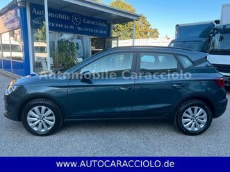 seat arona style 1,6 tdi klima apple carplay