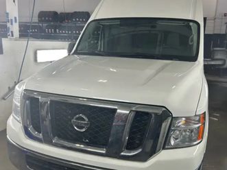 nissan nv2500 toit haut