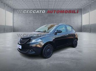 ypsilon 1.0 firefly hybrid silver s&s 70cv 5p.ti