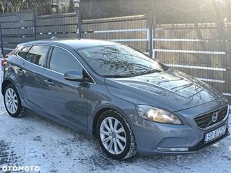 volvo v40 d2 momentum