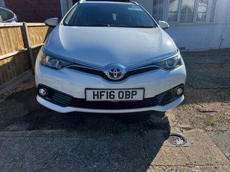 1.8 vvt-h business edition touring sports cvt euro 6 (start/stop) 5dr