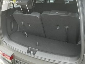 hyundai santa fe 1,6t hev 4wd at smart 7s