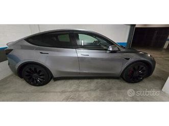 tesla model y performance km 8900