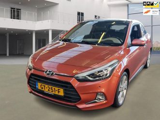hyundai i20 coupé - 1.2 hp i-drive|pano|leder|stoelverw|navi|camera|