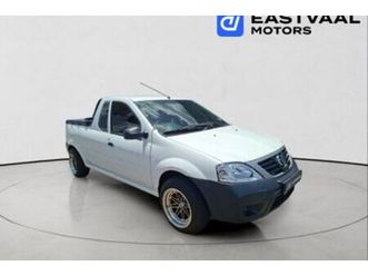 2024 nissan np200 1.6 a/c safety pack