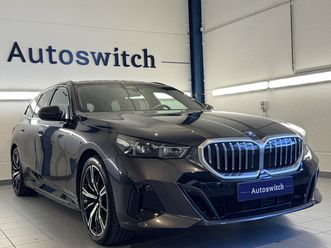 bmw 530 e xdrive touring - m sport/driv.ass.+/b&w/trekhaak