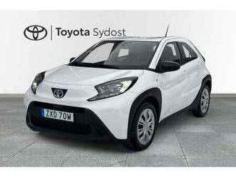 x 1.0 vvt-i play manuell