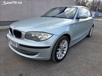 bmw řada 1 2,0 105 kw klima abs alu 2.0i