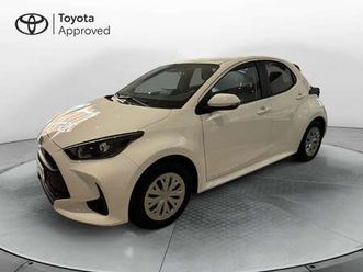 yaris 1.5 hybrid 5 porte active