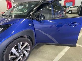 toyota - aygo x cross