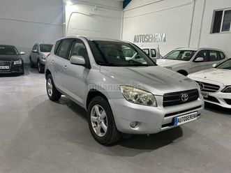 toyota - rav4 2.2 d4d 136cv luna