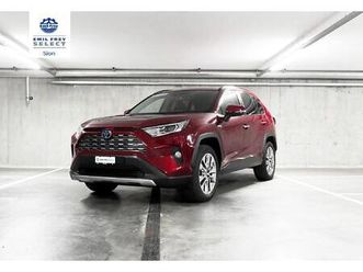 toyota rav4 2.5 hev premium: réserver un essai sur route !