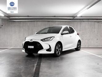toyota yaris 1.5 vvt-i hsd trend: réserver un essai sur route !