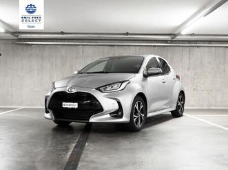 toyota yaris 1.5 vvt-i hsd trend: réserver un essai sur route !