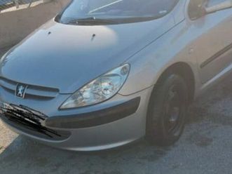 a vendre 307 était presque neuf