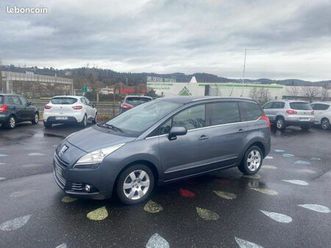peugeot 5008 1.6 hdi 112cv bmp6 premium pack année 06/2011 7 places 1ère main boîte automatique