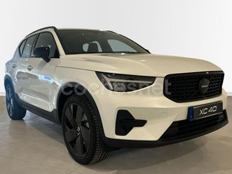 volvo xc40 2.0 b3 g black edition plus auto