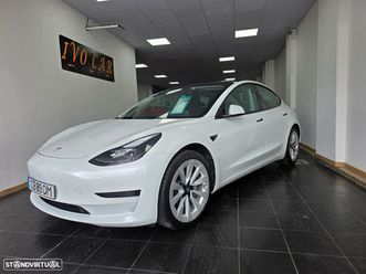 tesla model 3 tração traseira