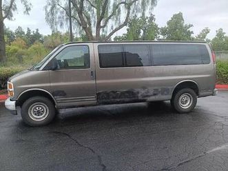 2002 gmc savana 3500 van