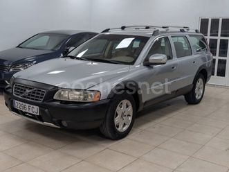 volvo xc70 2.4 d5 momentum