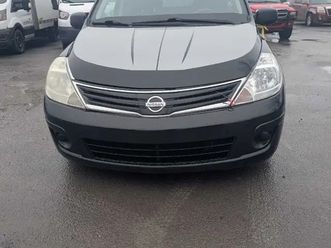 nissan versa 2011 sl