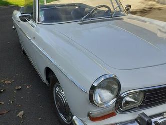 vends 404 cabriolet de collection 1968