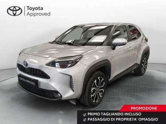 yaris cross 1.5 hybrid 5p. e-cvt trend