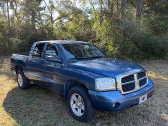 2006 dodge dakota slt 186k miles (1 owner)