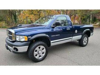 2005 dodge ram 2500hd regular cab 8 foot bed 4x4