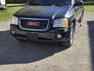 2004 gmc envoy slt